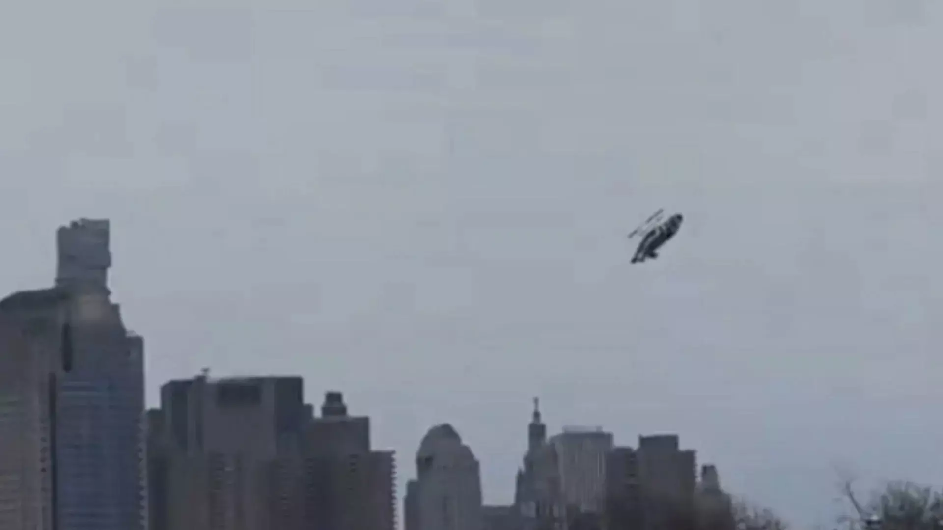 Six Killed as Helicopter Crashes into Hudson River in New York City Six Killed as Helicopter Crashes into Hudson River in New York City
