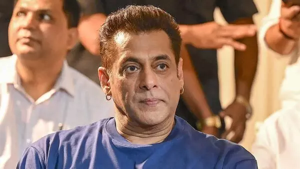 Salman Khan receives fresh death threat: Mumbai police launch intensive probe Salman Khan receives fresh death threat: Mumbai police launch intensive probe