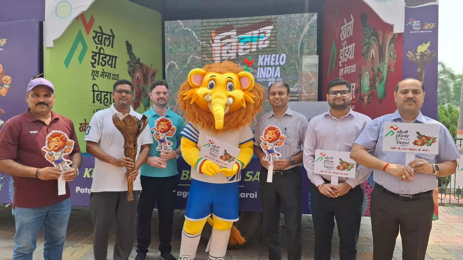 Khelo India Youth Games Torch Relay Receives Enthusiastic Welcome in Samastipur Khelo India Youth Games Torch Relay Receives Enthusiastic Welcome in Samastipur