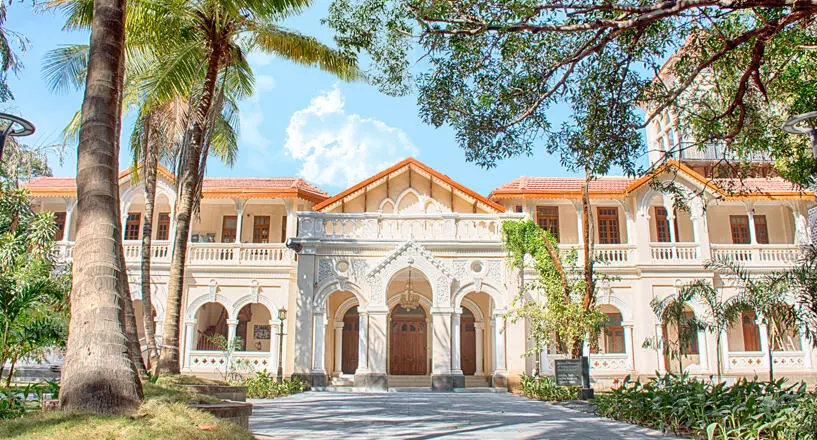 Parliamentary Committee on Official Language Visits National Film Development Corporation and Cinema Museum Parliamentary Committee on Official Language Visits National Film Development Corporation and Cinema Museum