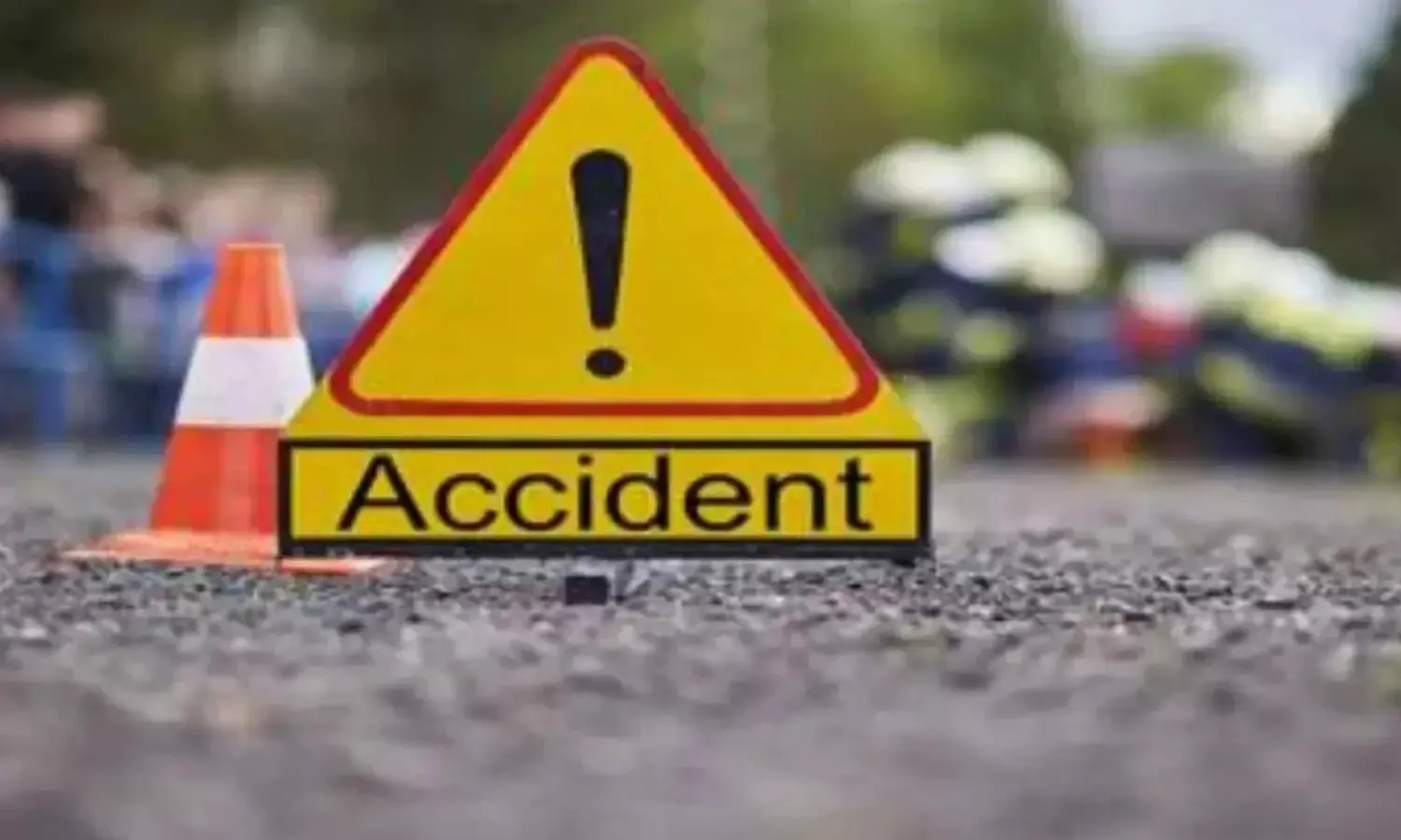 Mother and Teenage Daughter Killed as Car Plows Into Family Sleeping Roadside in Gorakhpur