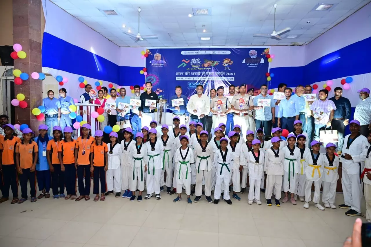 Bihar Gears Up for Khelo India Youth Games 2025, Torch Relay Receives Warm Welcome in Sheikhpura Bihar Gears Up for Khelo India Youth Games 2025, Torch Relay Receives Warm Welcome in Sheikhpura