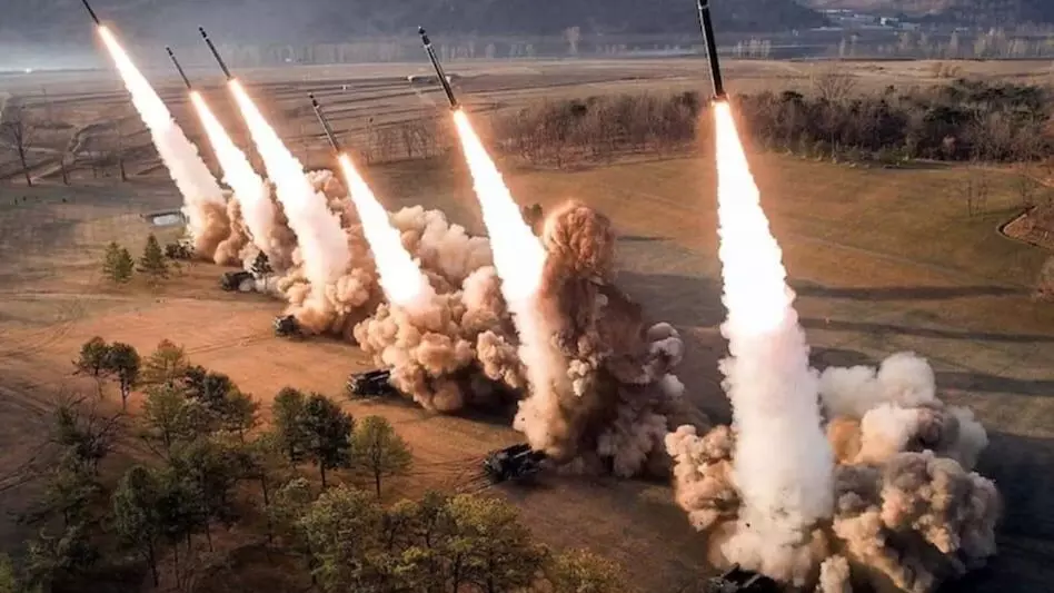 India Foils Missile Attack on 15 Cities, Strikes Back at Pakistan Defences India Foils Missile Attack on 15 Cities, Strikes Back at Pakistan Defences