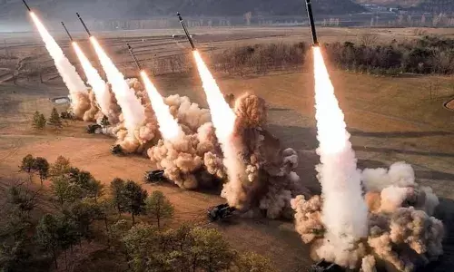 India Foils Missile Attack on 15 Cities, Strikes Back at Pakistan Defences