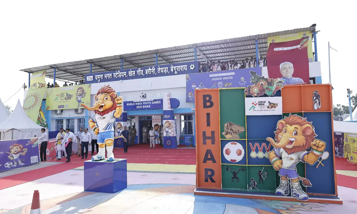 Bihar CM Nitish Kumar Visits Begusarai for Khelo India Youth Games, Interacts with Athletes