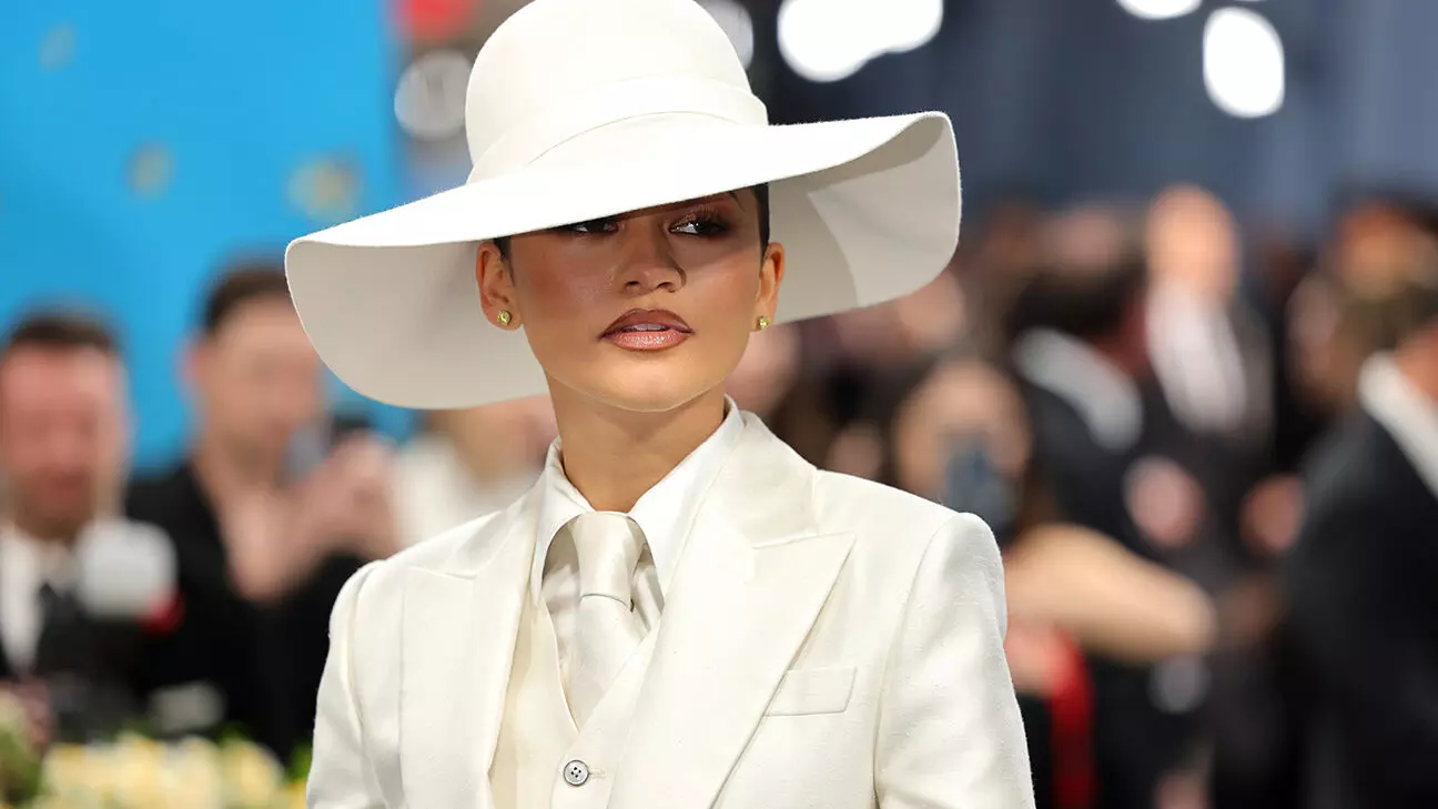 Zendaya Sends Flowers to Anna Sawai After Accidental Met Gala Twinning, Says Stylist Law Roach Zendaya Sends Flowers to Anna Sawai After Accidental Met Gala Twinning, Says Stylist Law Roach