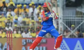 KL Rahul Likely to Bat in New Position as Delhi Capitals Push for IPL 2025 Playoffs: Report