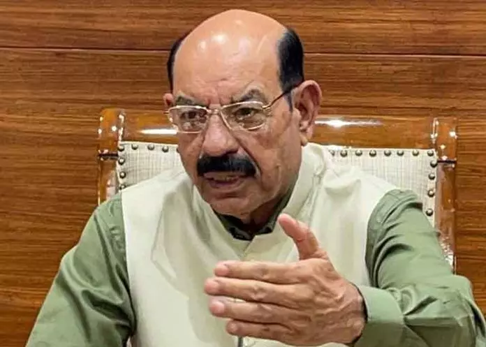 Punjab Horticulture Minister Reviews Farmer Welfare Schemes in High-Level Meeting Punjab Horticulture Minister Reviews Farmer Welfare Schemes in High-Level Meeting