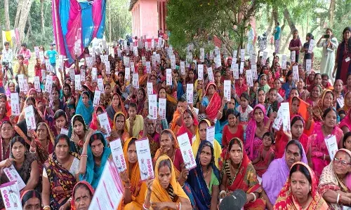 Bihars Mahila Samvad Program Reaches Day 33 with Massive Womens Participation