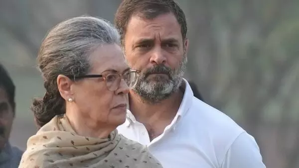 Gandhis Received ₹142 Crore in Proceeds of Crime, Alleges ED Gandhis Received ₹142 Crore in Proceeds of Crime, Alleges ED