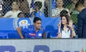 Nita Ambani’s ‘Six-Finger’ Gesture Goes Viral as Fans Link It to MI’s Bid for Historic Sixth IPL Title