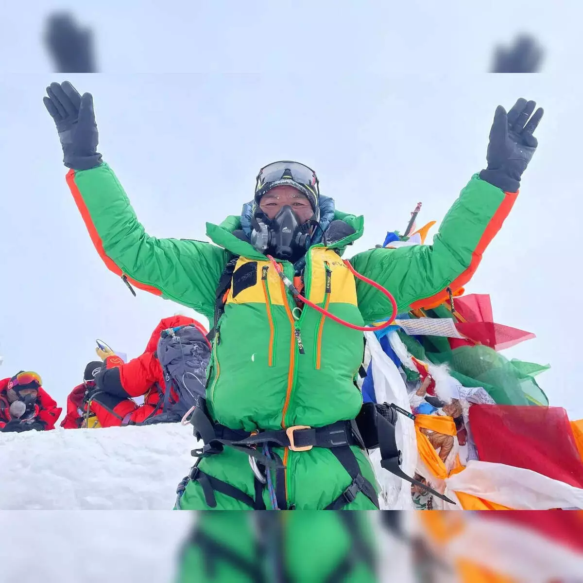 Everest Man Kami Rita Sherpa Sets Record with 31st Summit of World’s Highest Peak Everest Man Kami Rita Sherpa Sets Record with 31st Summit of World’s Highest Peak