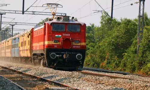 Bihar Chief Secretary Proposes Six Major Railway Projects Including Buddhist Circuit and Suburban Networks