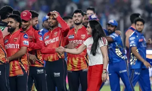 Preity Zinta cheers ‘Punjabi aa gaye oye’ as Punjab Kings storms into IPL final after beating Mumbai Indians