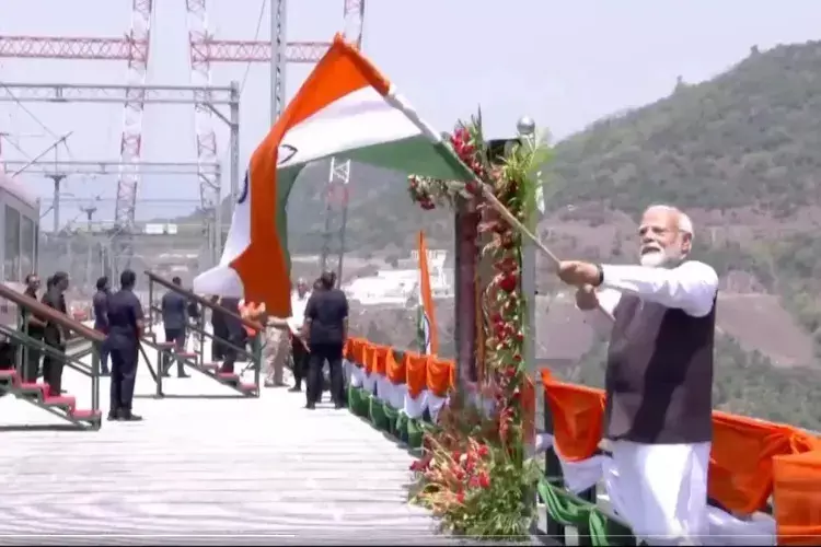 PM Modi Inaugurates World’s Highest Railway Bridge Over Chenab, Marks Milestone in Kashmir Connectivity PM Modi Inaugurates World’s Highest Railway Bridge Over Chenab, Marks Milestone in Kashmir Connectivity