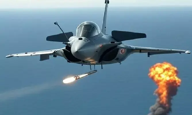 Navigating Indonesias Fighter Jet Dilemma: J-10C vs. Rafale