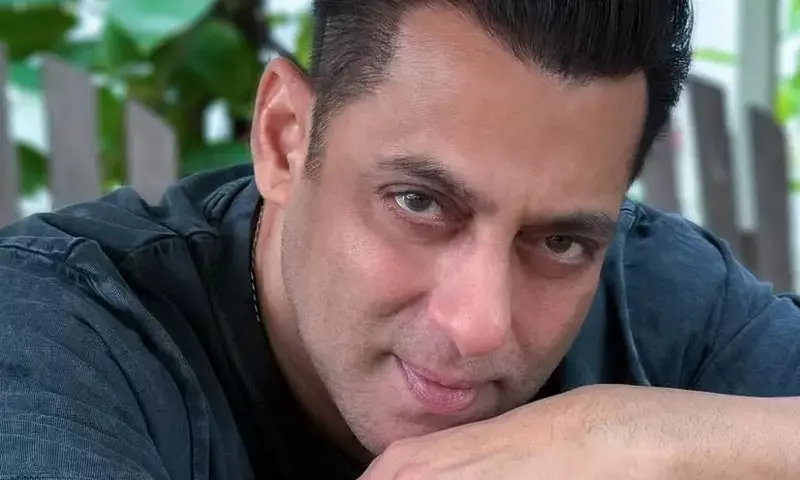 Salman Khan Shares Eid al-Adha Wishes with Fans, Flaunts Fresh Look