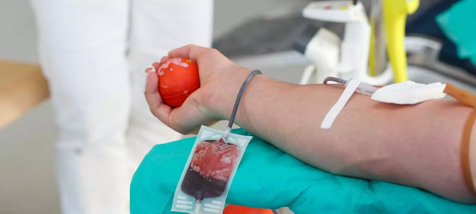 Bihar IAS Bhawan Hosts Blood Donation Camp on World Blood Donor Day with Civil Service Officers
