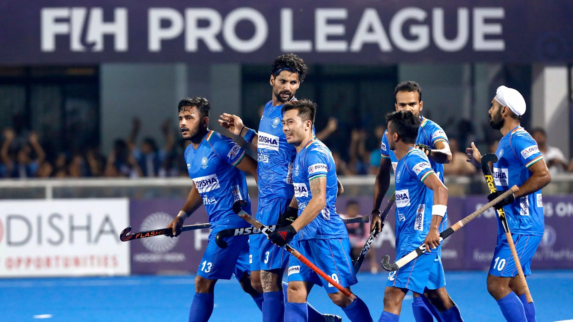 India Loses 2-3 to Australia in Manpreet Singhs 400th International Match at FIH Pro League India Loses 2-3 to Australia in Manpreet Singhs 400th International Match at FIH Pro League