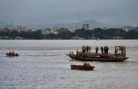 Boat capsizes in Assam’s Brahmaputra River, 3 missing; rescue operations underway Boat capsizes in Assam’s Brahmaputra River, 3 missing; rescue operations underway