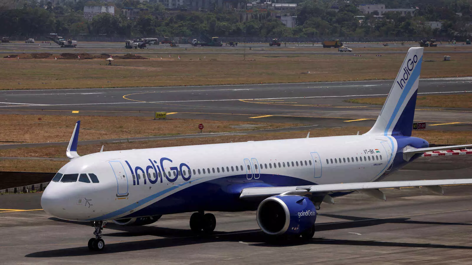 IndiGo Pilot Declares Mayday on Guwahati-Chennai Flight, Lands Safely in Bengaluru After Scare: Report IndiGo Pilot Declares Mayday on Guwahati-Chennai Flight, Lands Safely in Bengaluru After Scare: Report