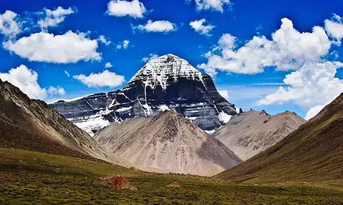 Kailash Mansarovar Yatra: A Journey of Faith and Self-Discovery