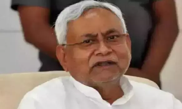Bihar CM Hands Over Appointment Letters to 101 Newly Recruited Assistant Architects