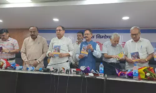 Renowned Psychiatrist Dr. Mukesh Kishore Releases Parenting Guide Mujhe Aise Palen