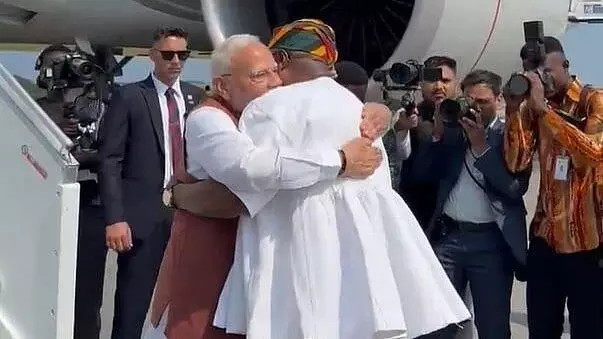 ‘Hare Rama Hare Krishna’ Chants Mark PM Narendra Modi’s Historic Arrival in Ghana ‘Hare Rama Hare Krishna’ Chants Mark PM Narendra Modi’s Historic Arrival in Ghana