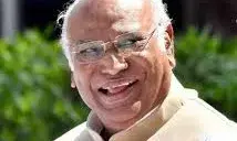 “Murma ji” and “Covid”: Congress chief’s name slips on Presidents spark BJP outrage