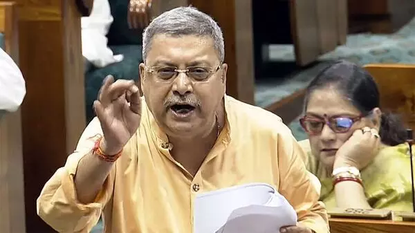 Your Chest Shrinks to 36 Inches When You Face Trump: Trinamool MP Takes Dig at PM Modi