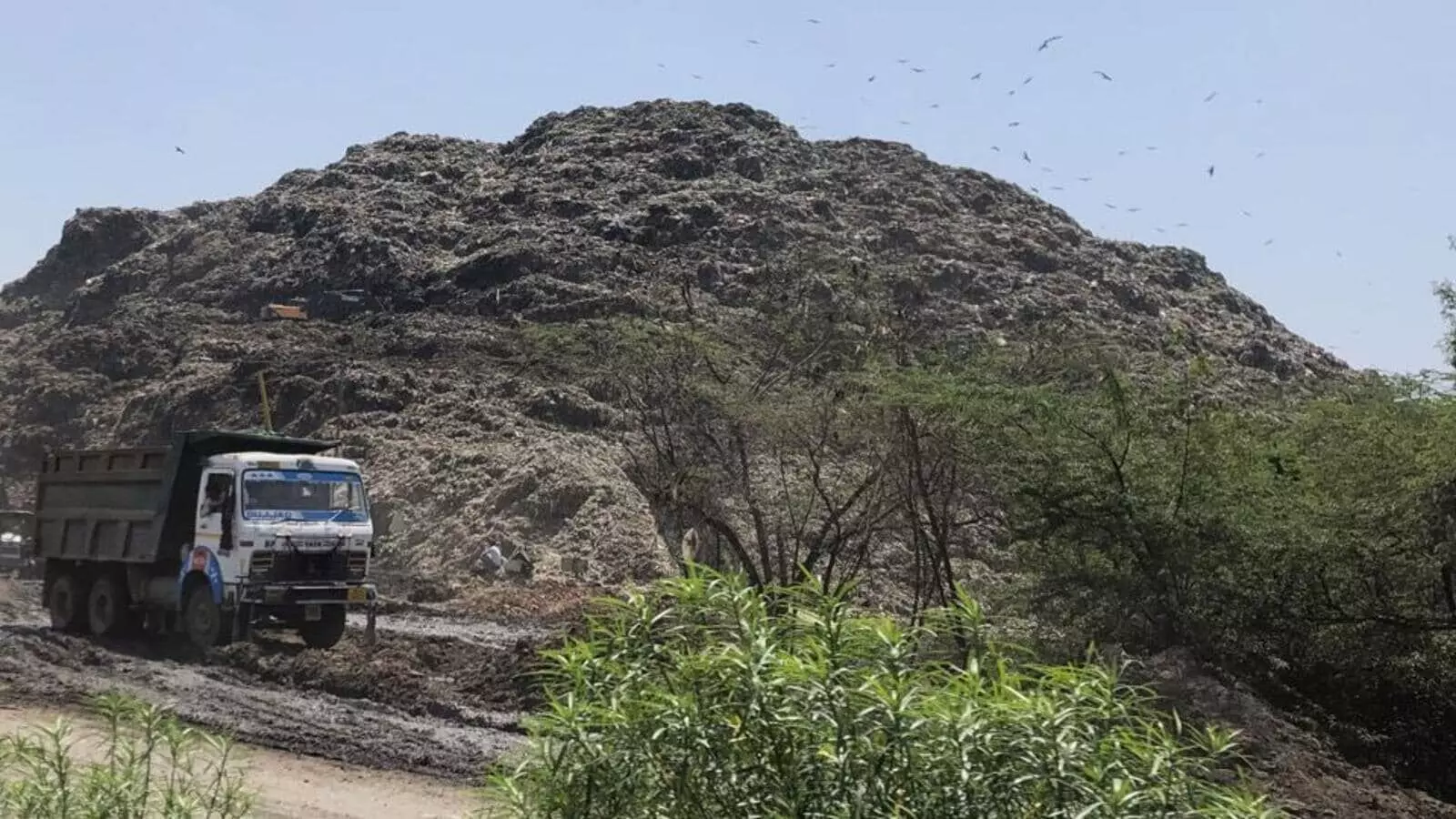 Bandhwari Landfill: Gurugram’s Toxic Secret Beneath the Shine