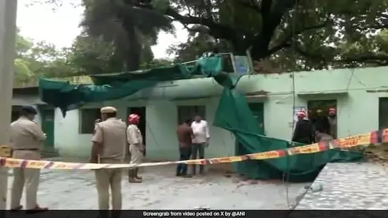 Roof Collapse at Dargah Near Humayuns Tomb in Delhi Leaves Five Dead