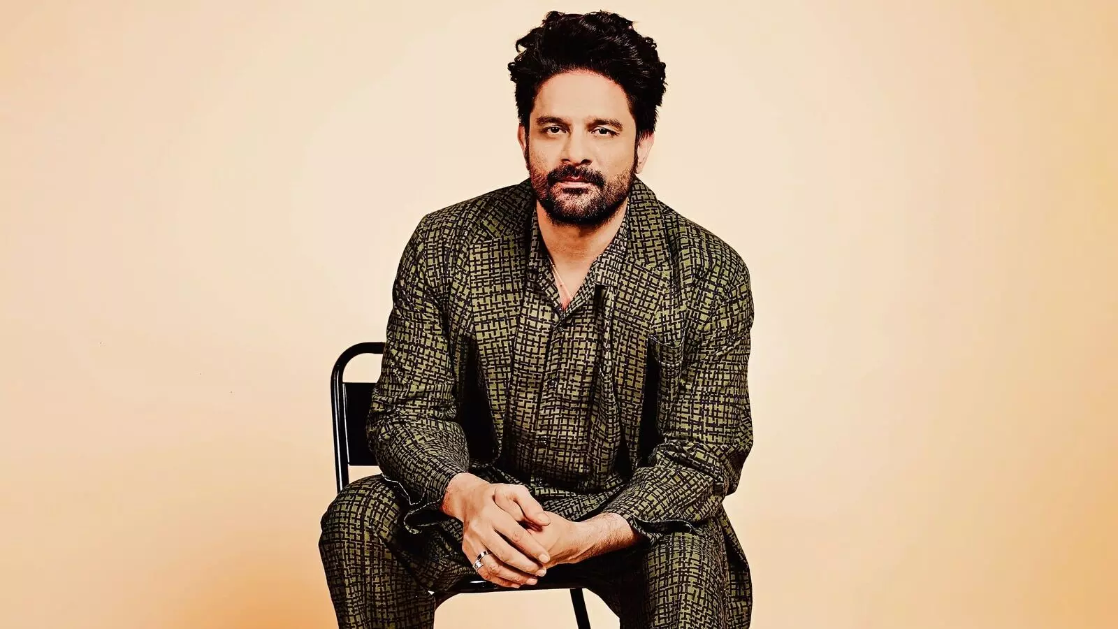 Jaideep Ahlawat Wins Best Actor Award at IFFM 2025 for Paatal Lok Season 2