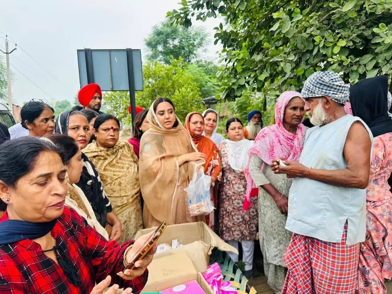 AAP Youth and Women’s Wings lead flood relief efforts across Punjab