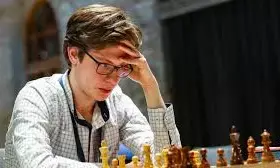 Top Chess Player Caught Hiding Phone in Bathroom During Tournament, FIDE Revokes Grandmaster Title