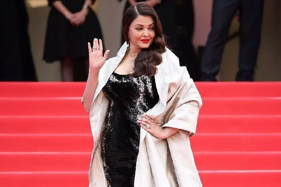 Delhi High Court Backs Aishwarya Rai Bachchan in AI Deepfake Case, Bans Misuse of Her Identity