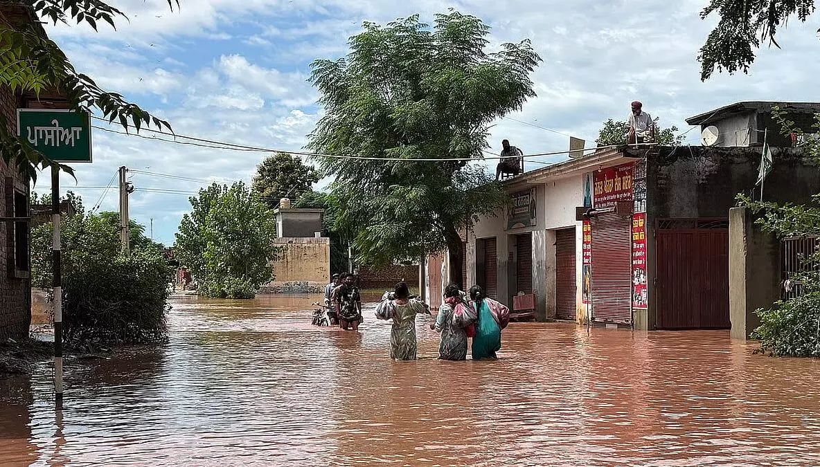 Transgender Community Raises ₹30 Lakh for Punjab Flood Victims at Agra Meet