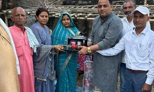 Alumni Network Empowers Rural Women with Sewing Machines in Bihar Alumni Network Empowers Rural Women with Sewing Machines in Bihar