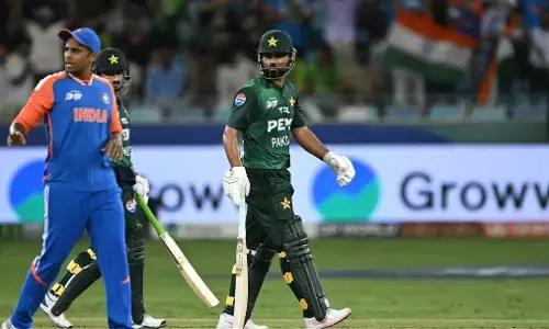 India Beat Pakistan in Asia Cup Clash, Fakhar Zamans Controversial Dismissal Sparks Debate India Beat Pakistan in Asia Cup Clash, Fakhar Zamans Controversial Dismissal Sparks Debate