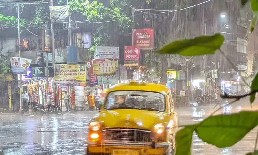 Kolkata Crippled by Record Rainfall Just Days Before Durga Puja
