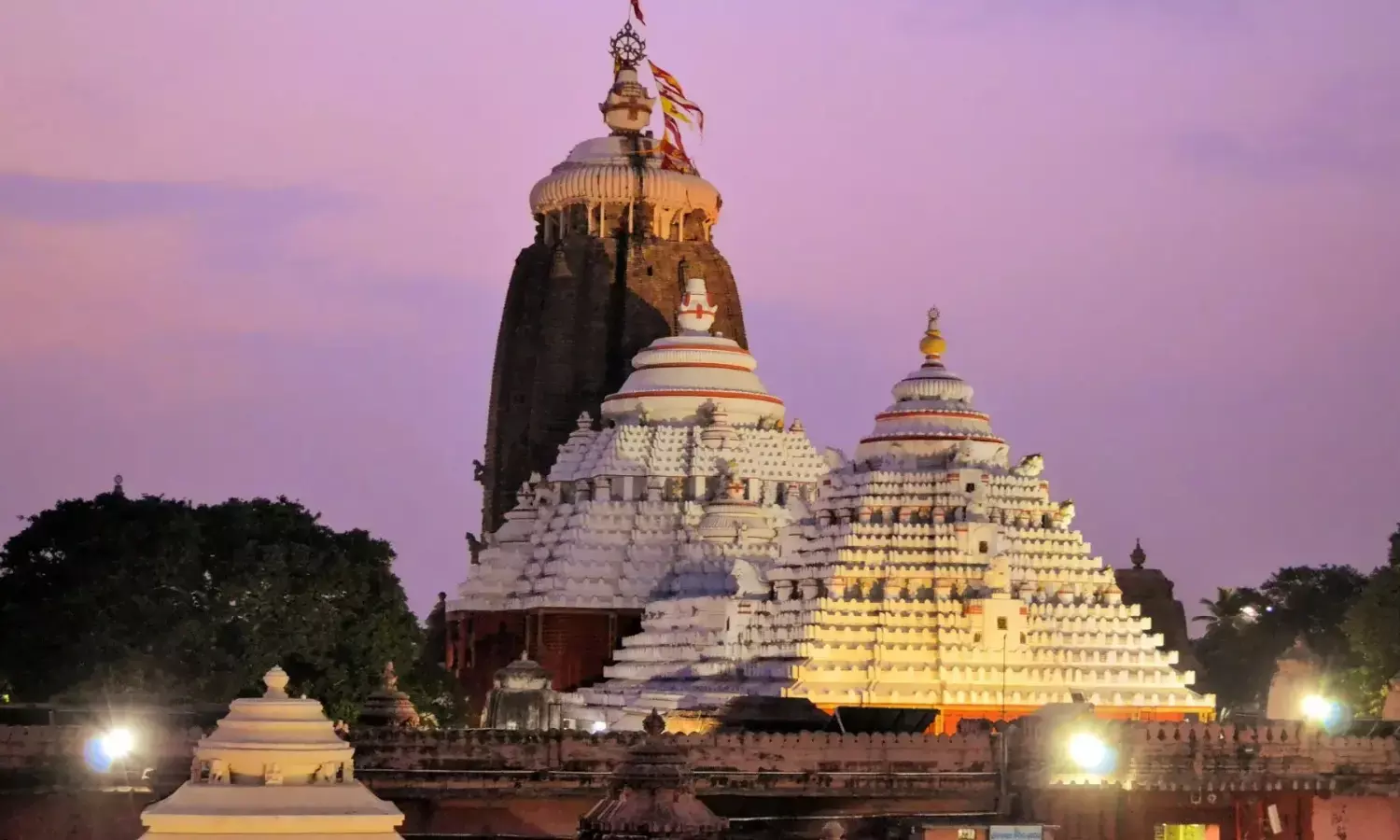 Jagannath Temple Treasure Shifted Back to Ratna Bhandaras Under Tight Security