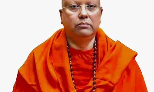 Lookout Circular Issued Against Swami Chaitanyananda Saraswati in Sexual Harassment Case
