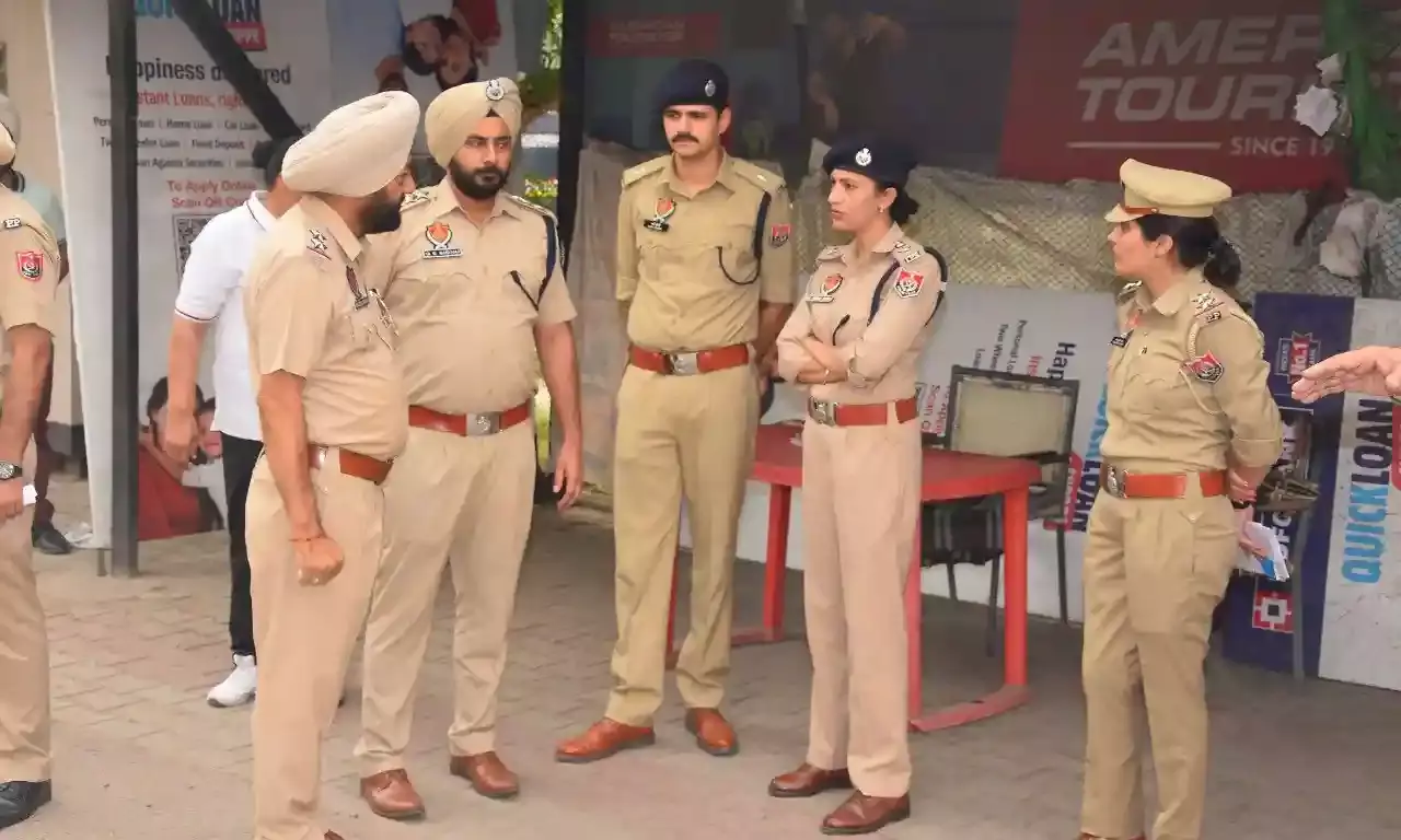 Amritsar Police Bust Cross-Border Drug & Arms Racket