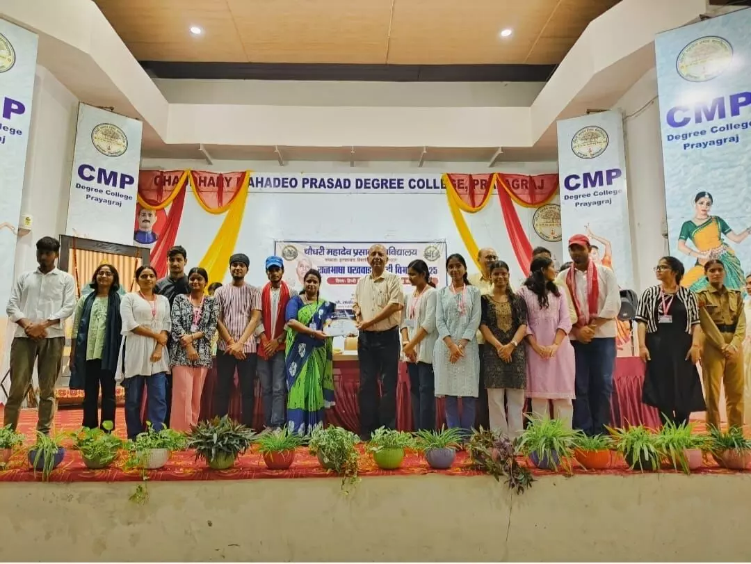 Hindi Students Have Unlimited Opportunities: Harendra Pratap