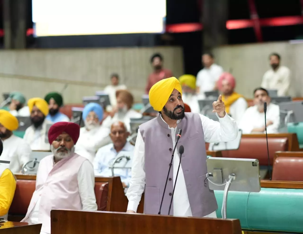 Punjab Assembly Erupts Over ‘Hollow’ ₹1,600 Cr Flood Relief Promise