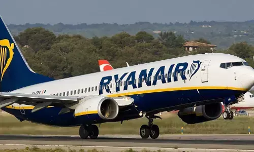 Ryanair Flight Diverted to Paris After Passenger Eats Passport, Another Tries to Flush Theirs