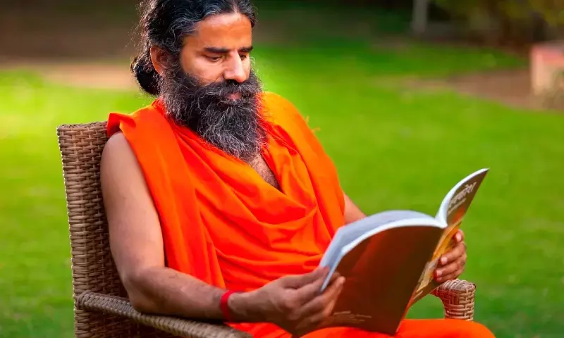 Baba Ramdev Donates ₹1 Crore to SGPC for Punjab Flood Relief