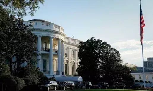 White House Warns of $15 Billion Weekly GDP Loss Amid U.S. Government Shutdown