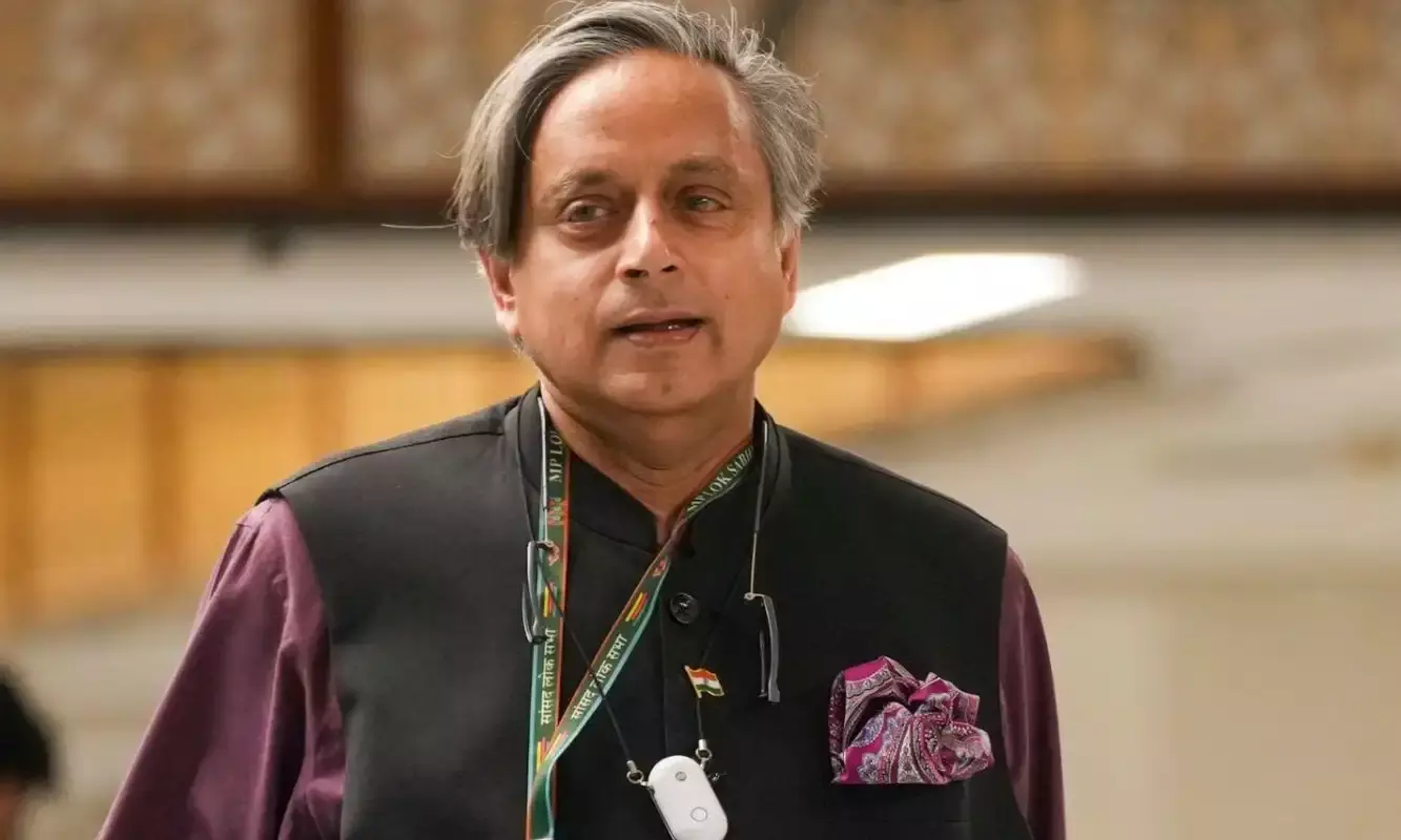 Shashi Tharoor’s Witty Response on Power, Books, and Legacy Goes Viral
